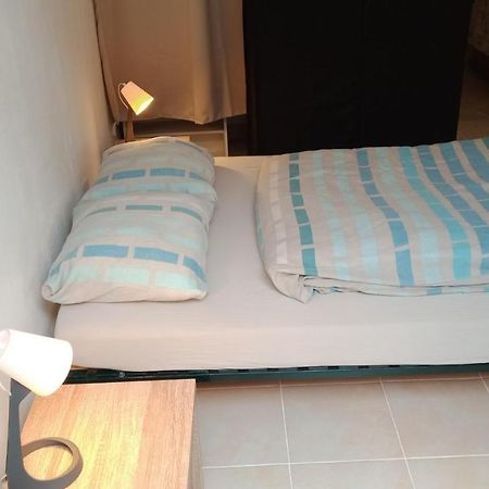 Bed and Breakfast L'Ombrelle Каркассон Экстерьер фото